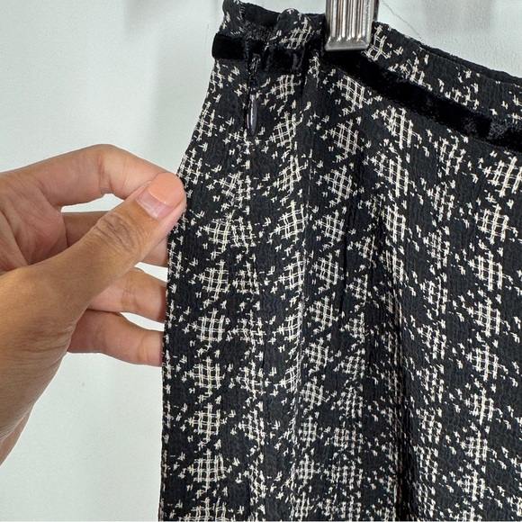 Vintage Anne Klein Black Cream Silk Houndstooth Midi Workwear Skirt Size 10 - Picture 11 of 15